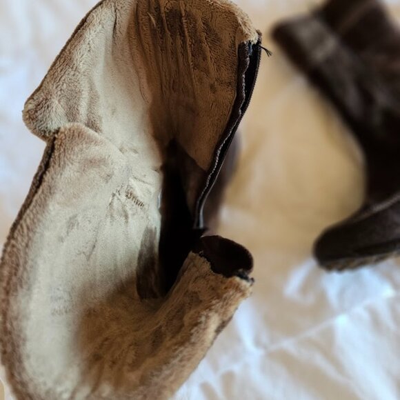 Adidas Arosa Boots, size 6.5 US, brown suede - Picture 6 of 8